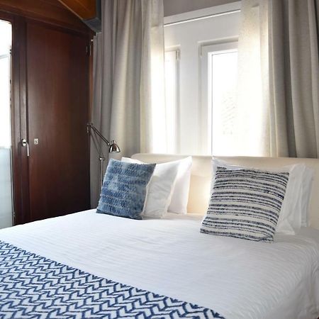 Architect-Designed Loft In A Historic Hilltop Neighborhood Lisboa Ngoại thất bức ảnh