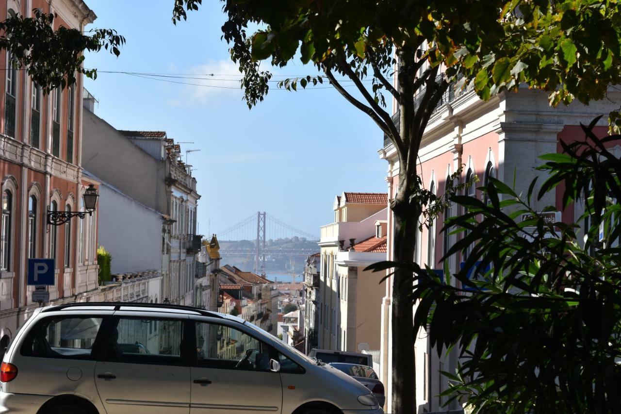 Architect-Designed Loft In A Historic Hilltop Neighborhood Lisboa Ngoại thất bức ảnh