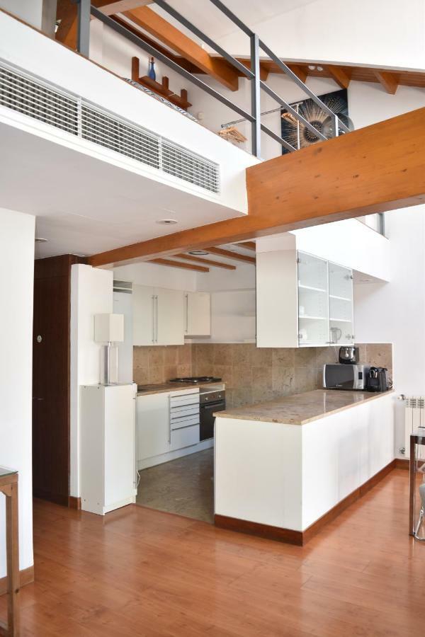 Architect-Designed Loft In A Historic Hilltop Neighborhood Lisboa Ngoại thất bức ảnh