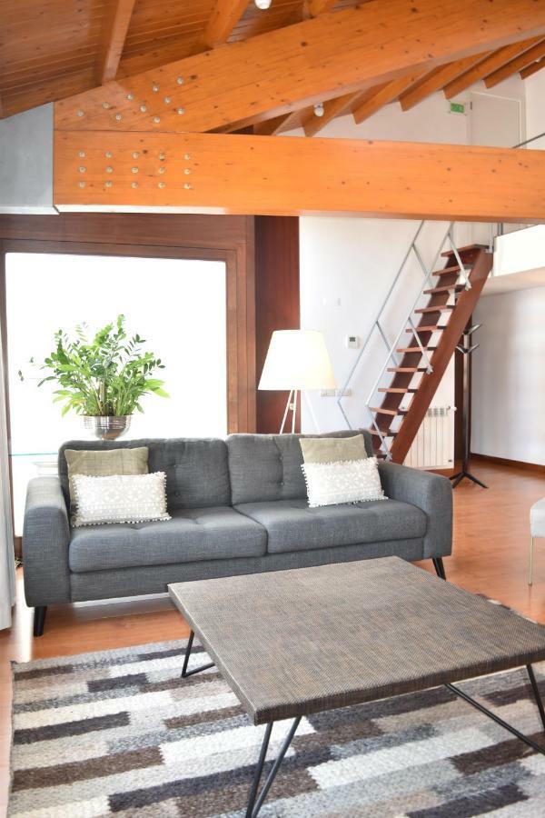 Architect-Designed Loft In A Historic Hilltop Neighborhood Lisboa Ngoại thất bức ảnh