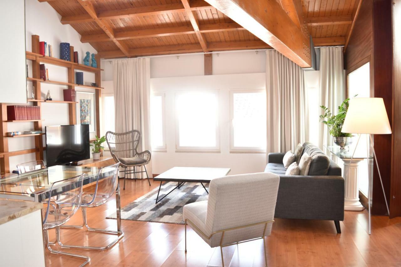 Architect-Designed Loft In A Historic Hilltop Neighborhood Lisboa Ngoại thất bức ảnh