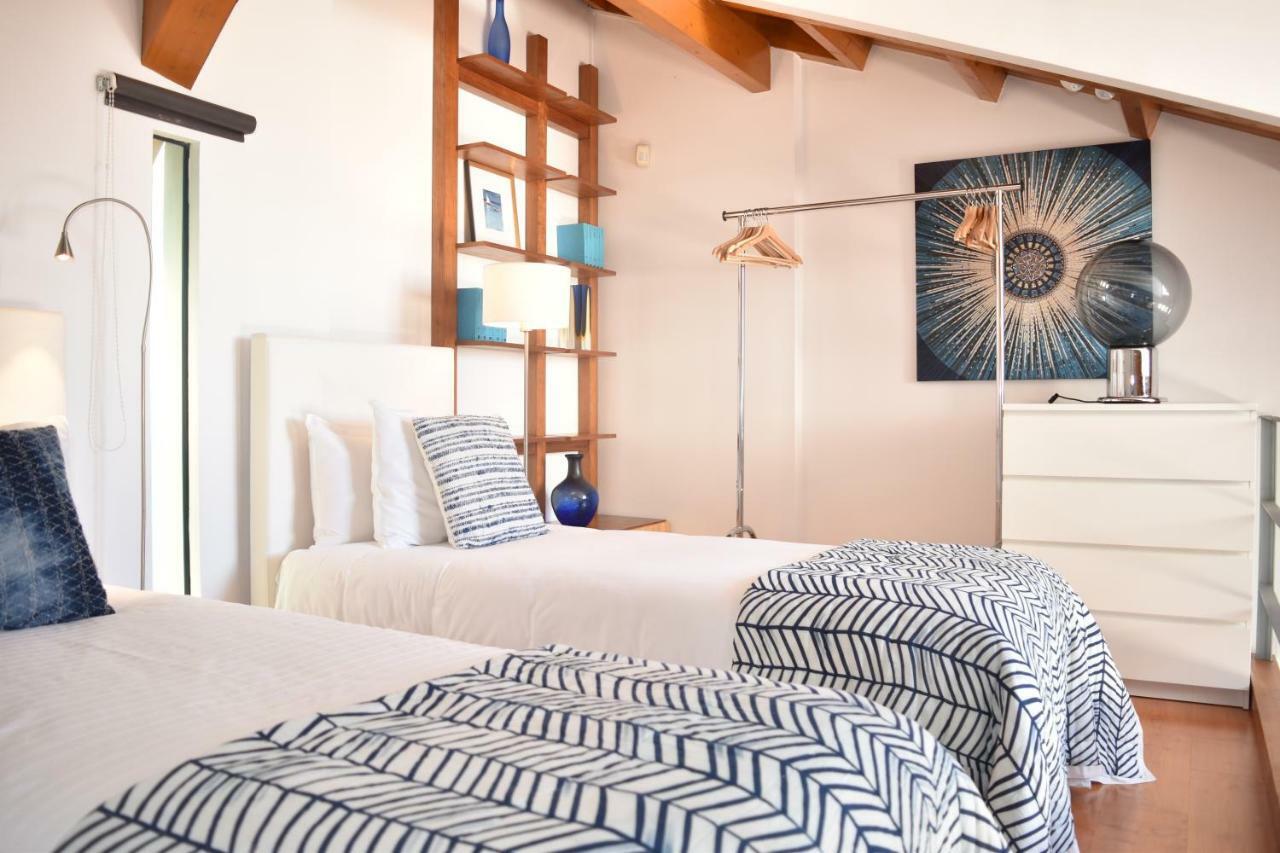 Architect-Designed Loft In A Historic Hilltop Neighborhood Lisboa Ngoại thất bức ảnh