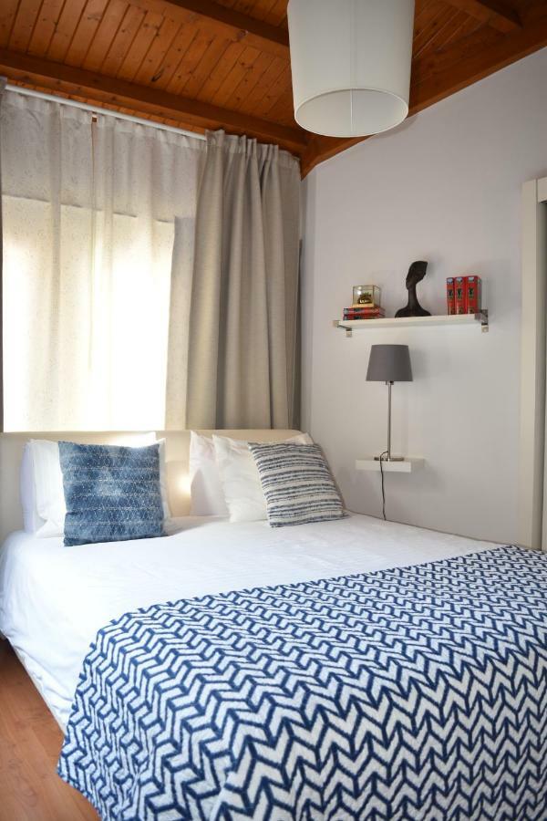 Architect-Designed Loft In A Historic Hilltop Neighborhood Lisboa Ngoại thất bức ảnh
